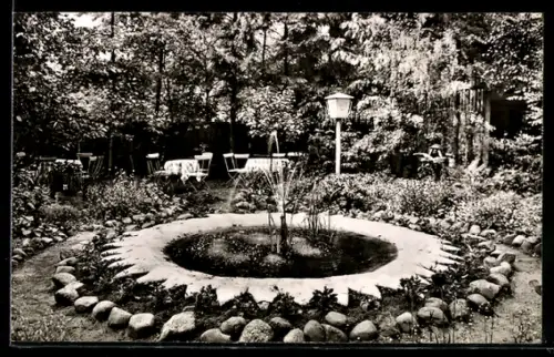 AK Lübeck, Restaurant Müggenbusch, Gartenanlage, Inh. R. O. Wille
