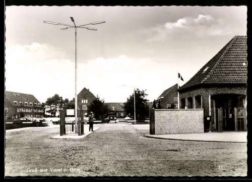AK Varel i. Oldb., Eingangsbereich der Kaserne