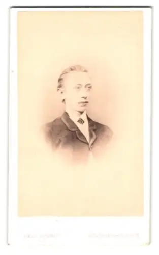 Fotografie Pimlico Photographic Company, London, Tachbrook Street, Porträt eines Mannes