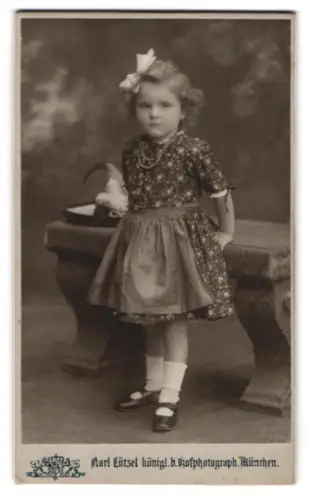 Fotografie Karl Lützel, München, Augustenstrasse 16, Portrait eines jungen Mädchens