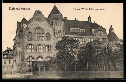 AK Kaiserslautern, Höhere Weibl. Bildungsanstalt