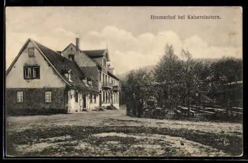AK Kaiserslautern, Gasthof Bremerhof, Aussenansicht mit Gästebereich