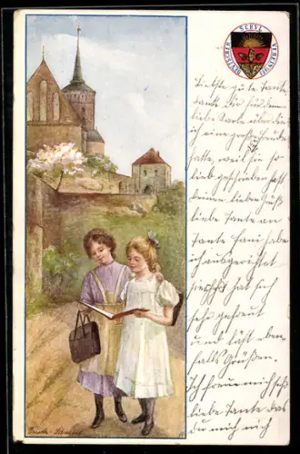 AK Deutscher Schulverein Nr. 65: Schulmädchen schauen in ein Buch auf dem Weg vor einer Kirche