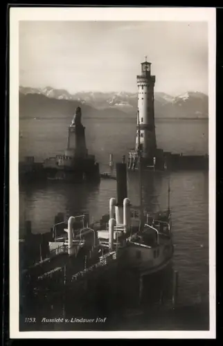 AK Lindau /Bodensee, Leuchtturm vom Hotel Lindauer Hof gesehen