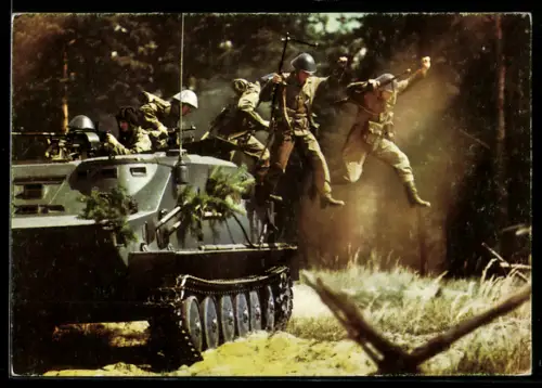 AK Schützenpanzer der NVA im Einsatz