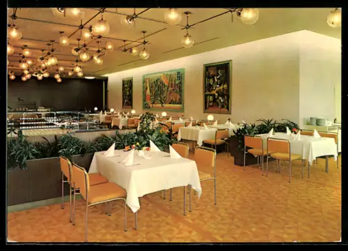 AK Berlin, Palast der Republik, Innenansicht Linden-Restaurant, Erichs Lampenladen