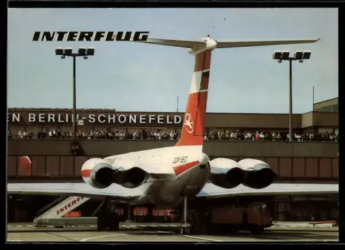 AK Berlin-Schönefeld, Flughafen, Flugzeug der Interflug