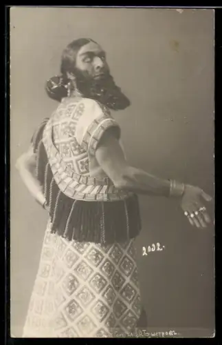 AK Opernsänger Schaljapin im Kostüm mit langem Bart