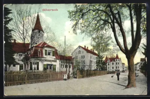 AK Biberach / Riss, Strassenpartie im Ort