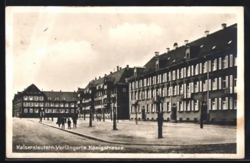 AK Kaiserslautern, Verlängerte Königstrasse mit Passanten
