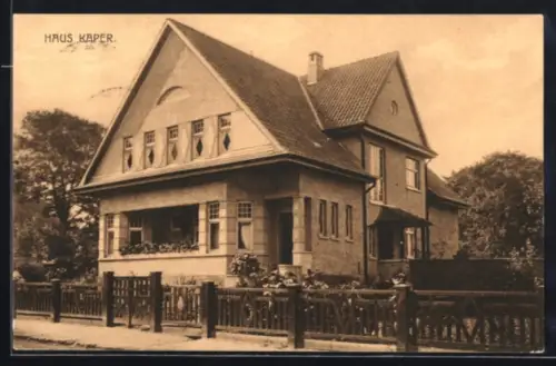 AK Varel i. O., Haus Kaper mit Garten