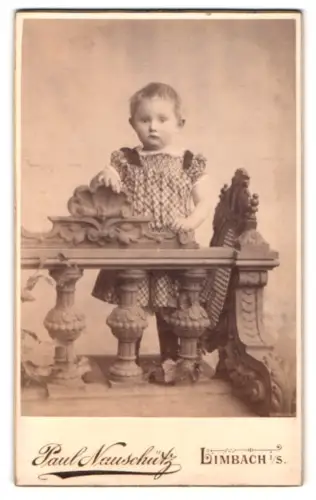 Fotografie Paul Nauschütz, Limbach i. S., Helenenstr. 37, Porträt eines kleinen Kindes