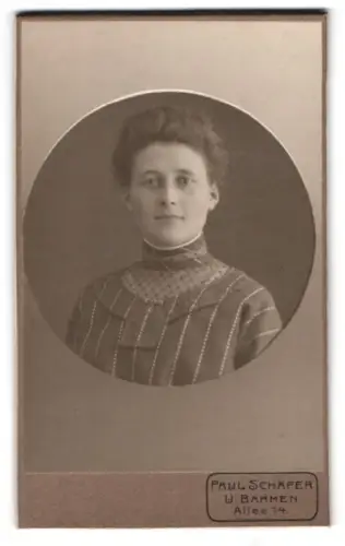 Fotografie Paul Schäfer, Barmen, Allee 14, Porträt einer Dame