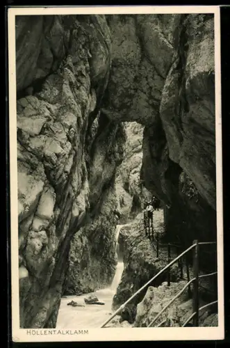 AK Garmisch-Partenkirchen, Höllentalklamm mit gesichertem Weg