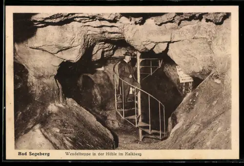 AK Bad Segeberg, Wendeltreppe in der Höhle im Kalkberg