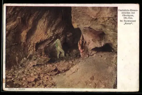 AK Dachstein-Rieseneishöhle, im Bachtunnel Kora
