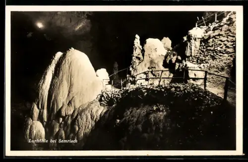 AK Semriach, Lurhöhle, Glocke und Kirche im grossen Dom