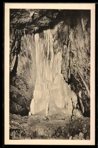 AK Attendorner Tropfsteinhöhle, Der Altar