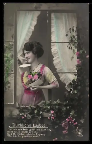Foto-AK GL Co Nr. 3770/3: Junge Dame mit Rosen und Brief am Fenster