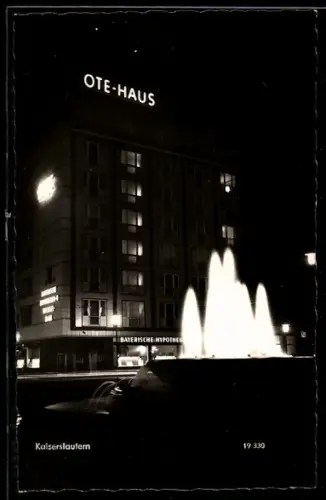 AK Kaiserslautern, OTE-Haus am nächtlichen Fackelrondell