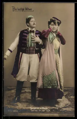 AK Schauspieler Oskar Aigner und Käte Hansen in der Operette Die lustige Witwe