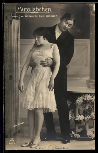 AK Schauspieler in einer Szene der Operette Autoliebchen