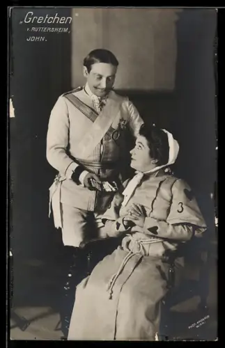 AK Szene aus der Operette Gretchen mit v. Ruttersheim und John