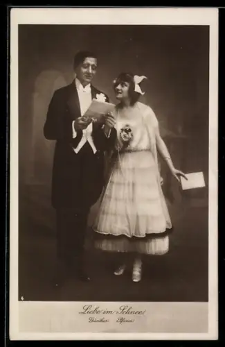 AK Szene aus der Operette Liebe im Schnee mit dem Schauspieler Günther Pfann