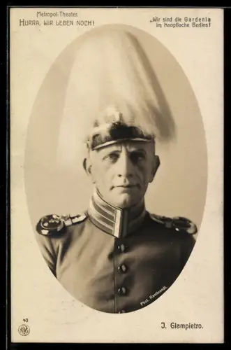 AK Schauspieler J. Giampietro vom Metropol-Theater in Hurra, wir leben noch!