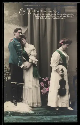 AK Operette Ein Walzertraum, Heimlich bei Nacht..., Husar und Mädchen