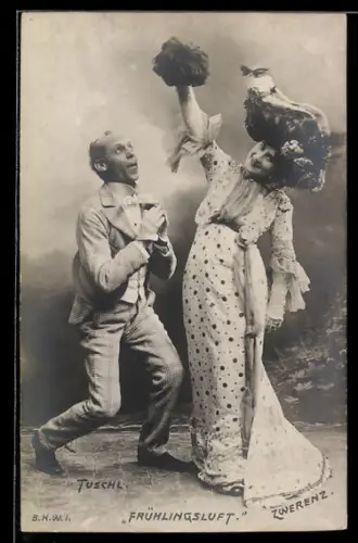 AK Szene aus der Operette Frühlingsluft mit Tuschl und Zwerenz