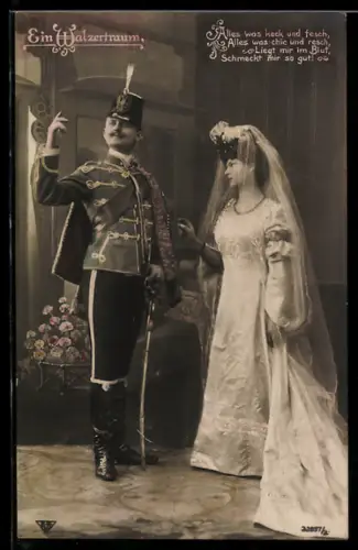 AK Operette Ein Walzertraum, Hübsche Frau im Brautkleid steht neben einem Soldaten mit Säbel und Husarenjacke