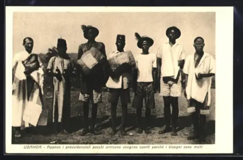 AK Uganda, Appena i provvidenziali pacchi arrivano vengono aprti perchè i bisogni sono molti