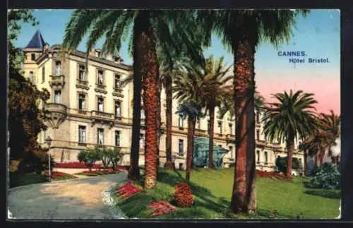 AK Cannes /A.-M., Hôtel Bristol entouré de palmiers et jardins verdoyants