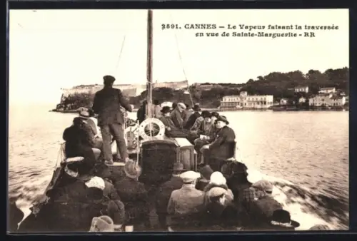 AK Cannes, Le Vapeur faisant la traversée en vue de Sainte-Marguerite