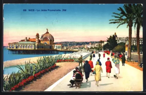 AK Nice, La Jetée Promenade animée avec promeneurs et vue sur la mer