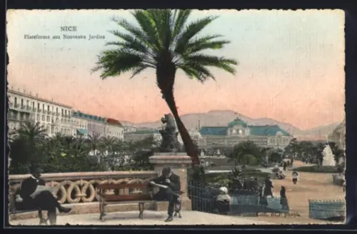 AK Nice, Plateforme aux Nouveaux Jardins avec palmiers et promeneurs