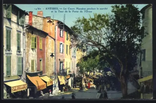 AK Antibes, Le Cours Massena pendant le marche et la Tour de la Porte de l'Orme