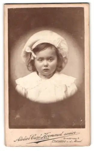 Fotografie Carl Koemmet sr., Cochem, Briederweg 6, Porträt eines jungen Kindes