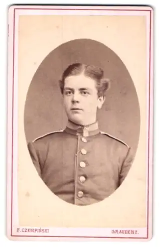 Fotografie F. Czempinski, Graudenz, Marienwerderstr. 27, Unteroffizier von Obernitz in Uniform