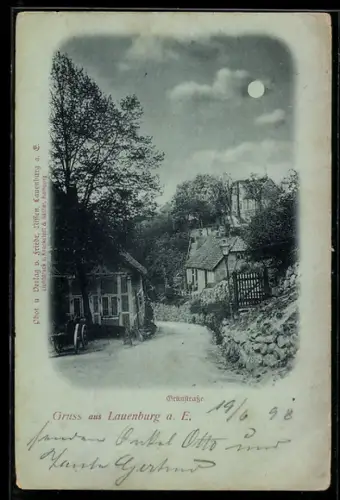 Mondschein-AK Lauenburg a. E., Grünstrasse mit Pforte, Fachwerkhäuser, Villa