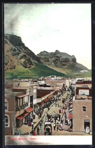 AK Aden, Main Street