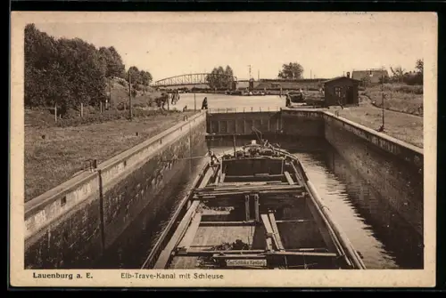 AK Lauenburg a. E., Elb-Trave-Kanal mit Schleuse