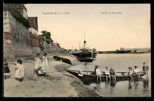 AK Lauenburg a. d. Elbe, Partie an der Elbe