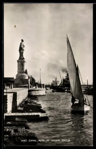 AK Suez, Suez Canal with de Lesseps Statue