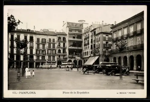 AK Pamplona, Plaza de la Republica