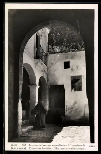 AK Ibiza /Baleares, Interior del recinto amurallado
