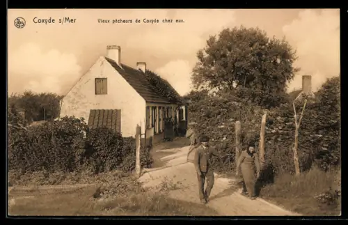 AK Coxyde s. Mer, Vieux pecheurs de Coxyde chez eux
