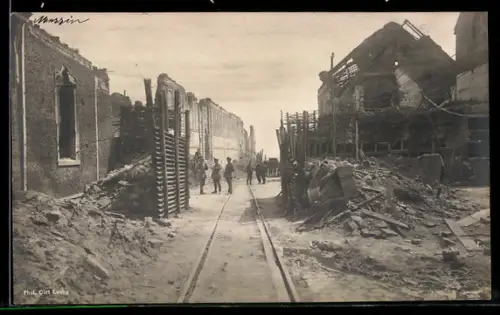 AK Messines, Zerstörte Strassenpartie