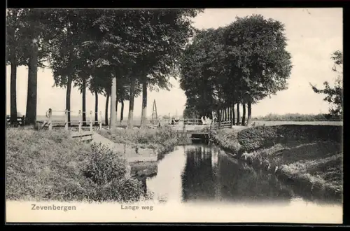 AK Zevenbergen, Lange weg